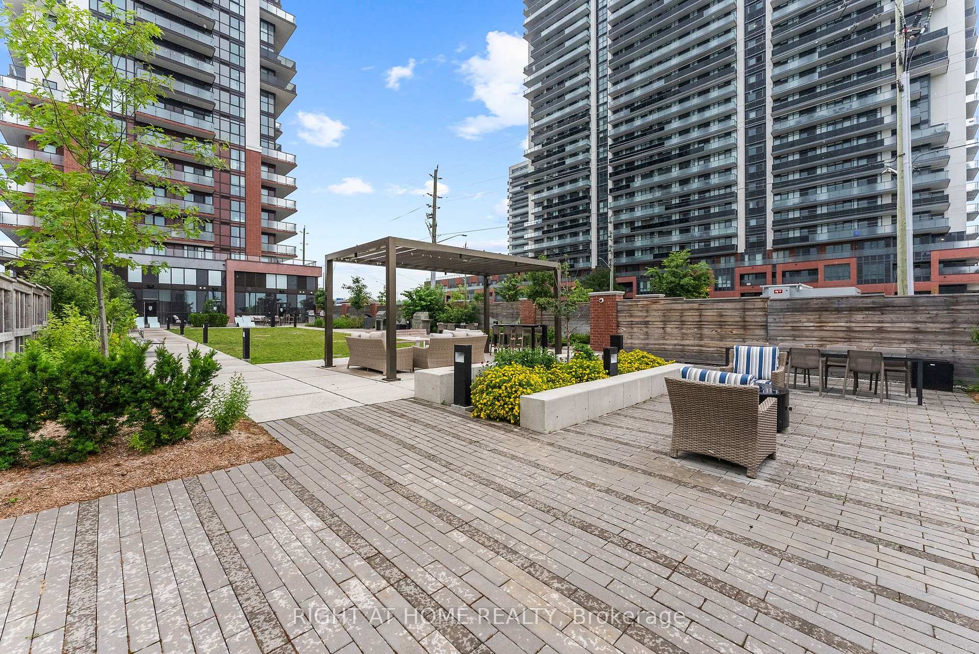 Photo 27 of Unit 1204, 2550 Simcoe Street N, Oshawa, Windfields — HOMEH