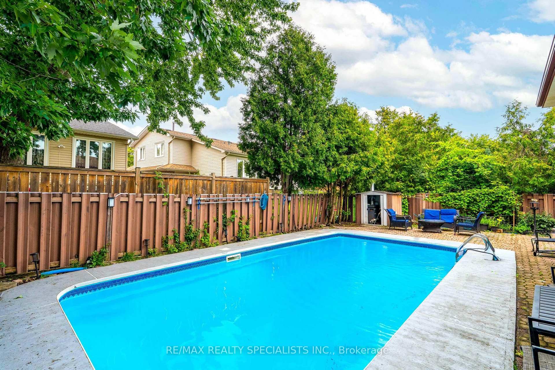 Photo 37 of 29 Blackthorn Lane, Brampton, Brampton North — HOMEH