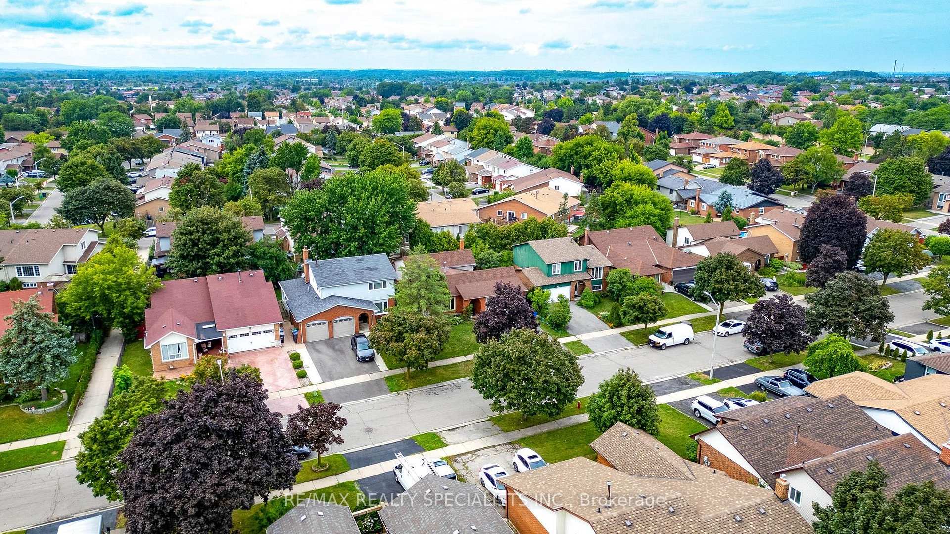 Photo 41 of 29 Blackthorn Lane, Brampton, Brampton North — HOMEH
