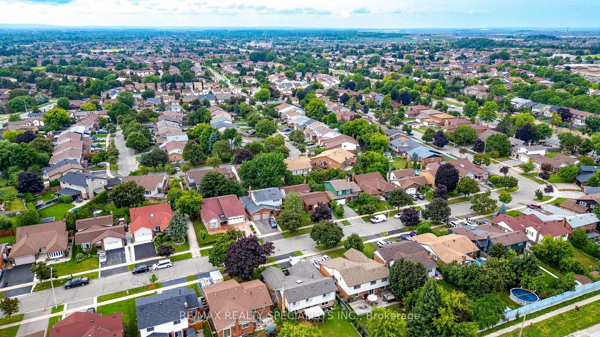 Photo 45 of 29 Blackthorn Lane, Brampton, Brampton North — HOMEH