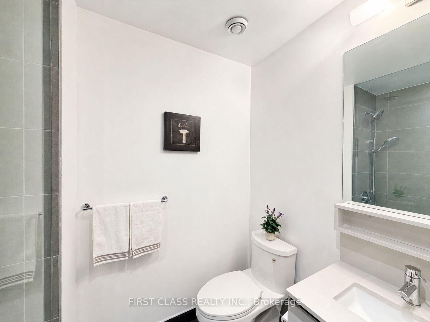 Photo 8 of Unit 2006, 5 Buttermill Avenue, Vaughan, Vaughan Corporate Centre — HOMEH