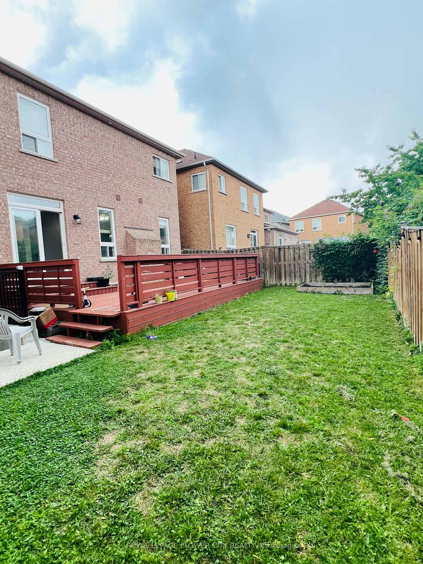 Photo 22 of 9 Shuter Lane, Brampton, Bram West — HOMEH