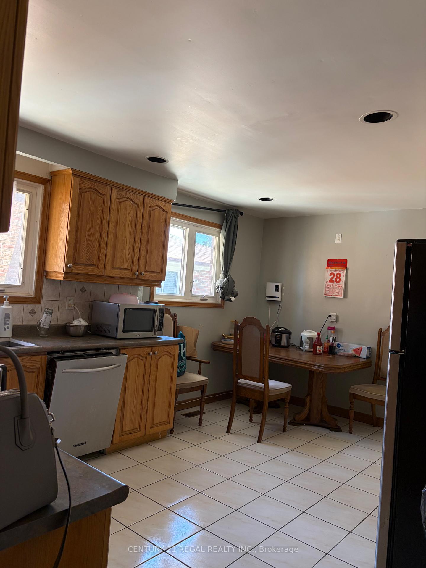 Photo 15 of 48 Iangrove Terrace, Scarborough, L'Amoreaux — HOMEH
