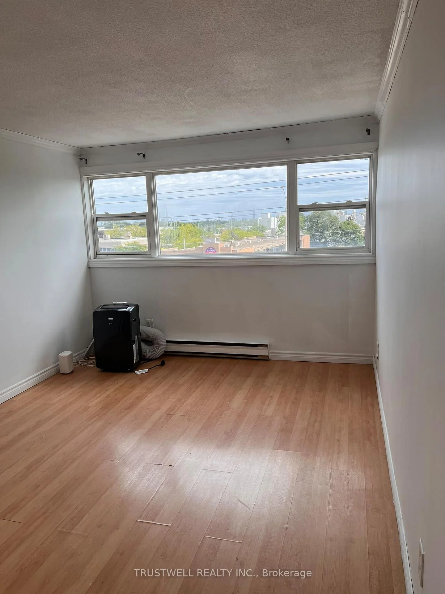 Photo 46 of Unit 105, 3040 Constitution Boulevard, Mississauga, Applewood — HOMEH