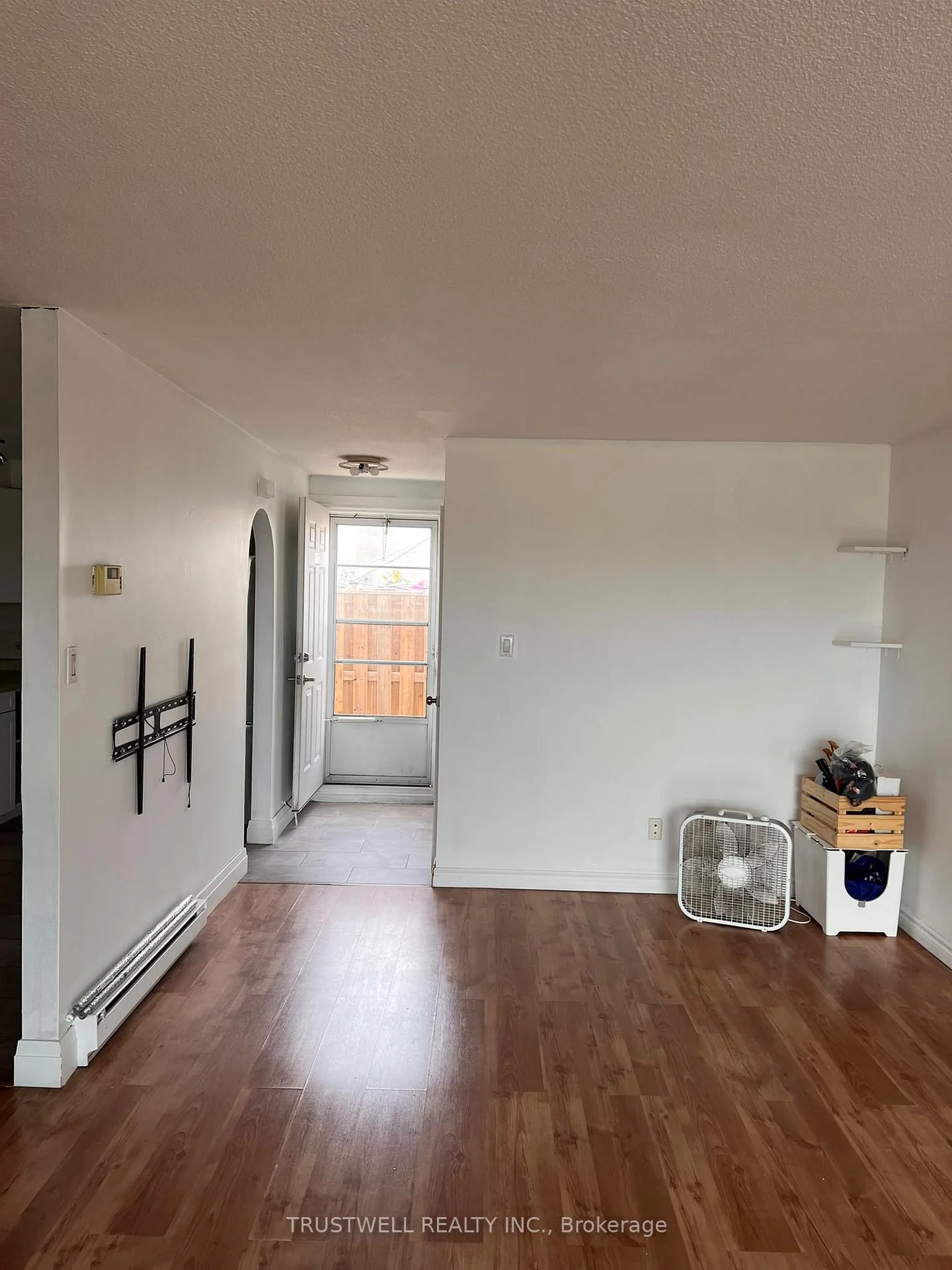 Photo 41 of Unit 105, 3040 Constitution Boulevard, Mississauga, Applewood — HOMEH