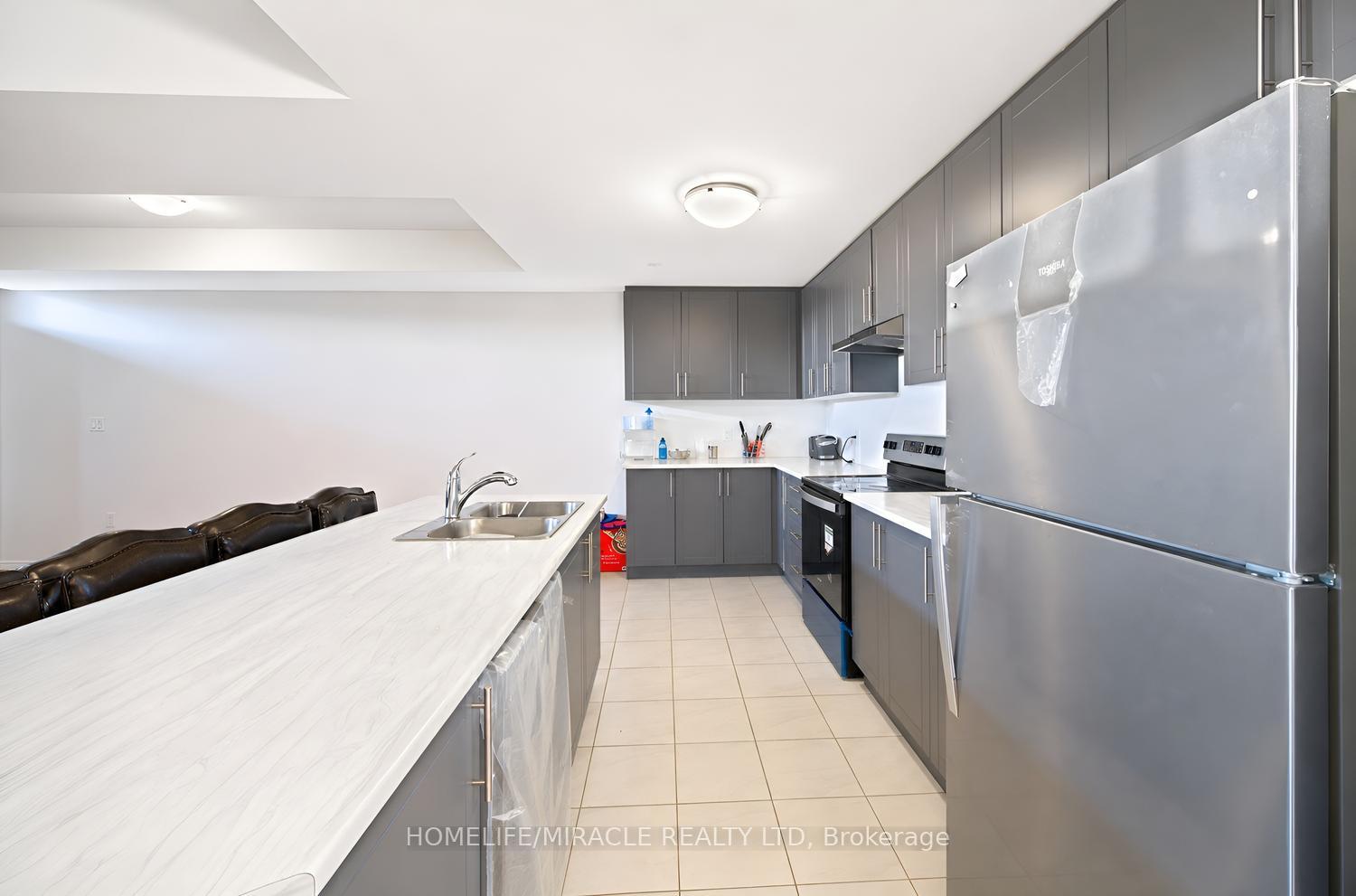Photo 9 of 415 Dougall Avenue, Caledon, Rural Caledon — HOMEH