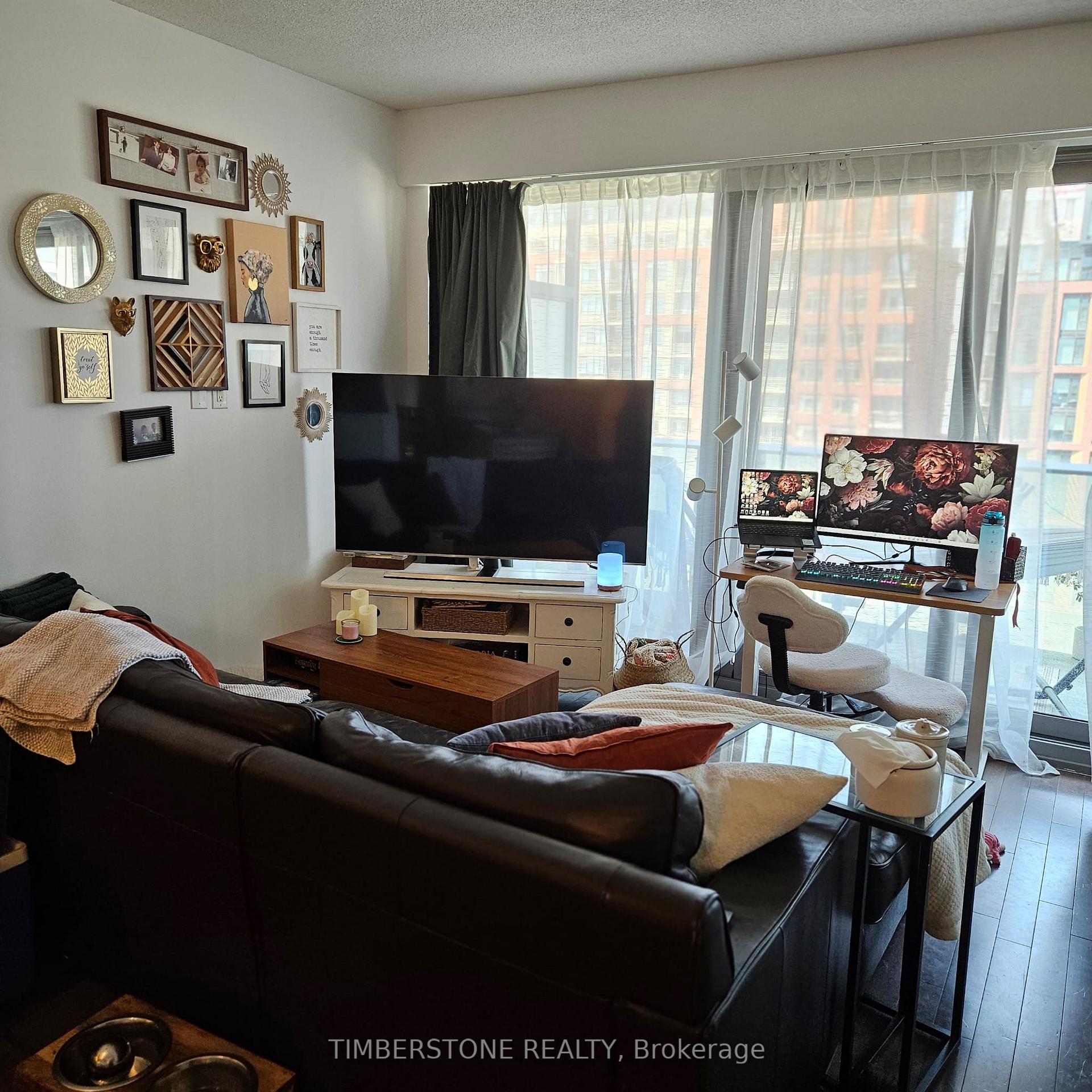 Photo 4 of Unit 704, 390 Cherry Street, Toronto, Waterfront Communities — HOMEH
