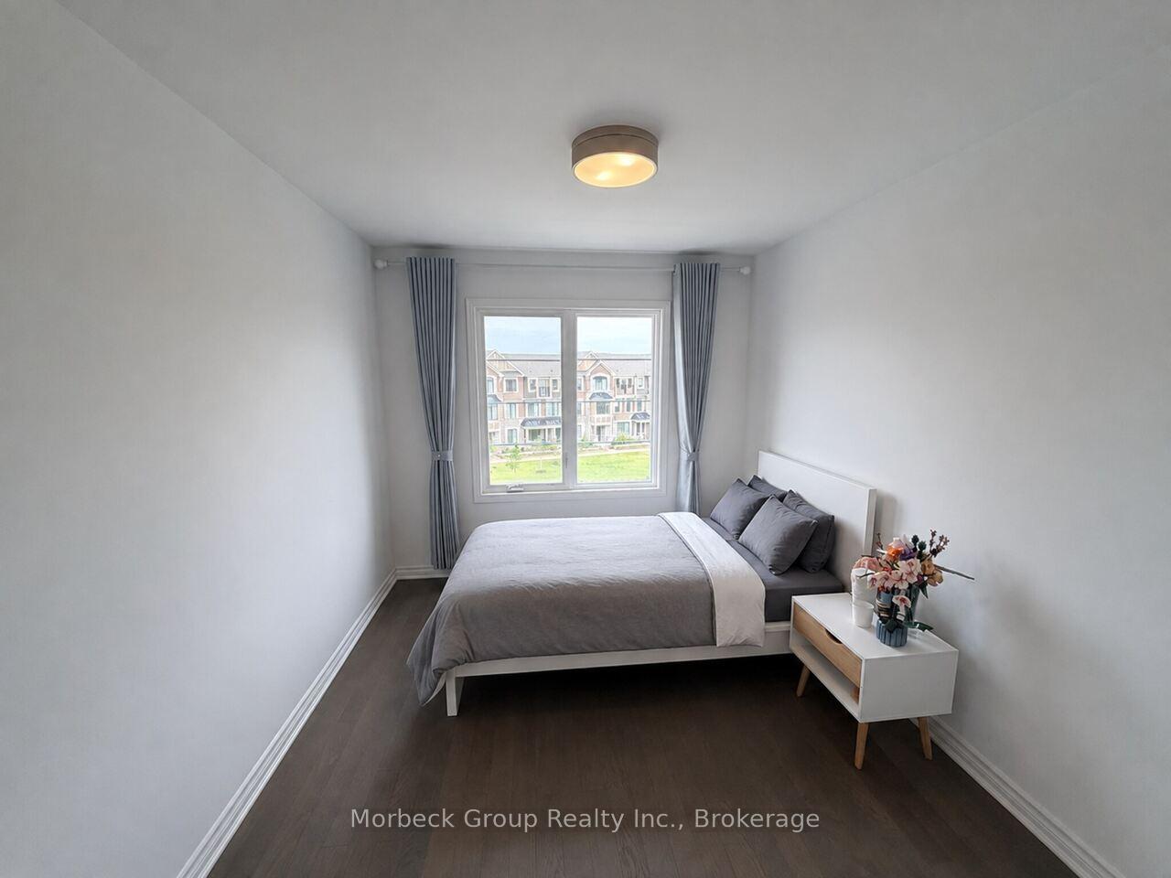 Photo 12 of 3042 Merrick Road, Oakville, Joshua Meadows — HOMEH