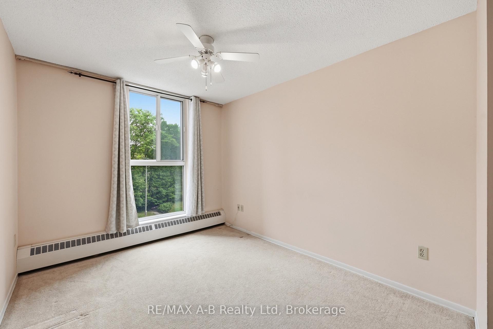 Photo 21 of Unit 805, 1964 Main Street W, Hamilton, Ainslie Wood — HOMEH