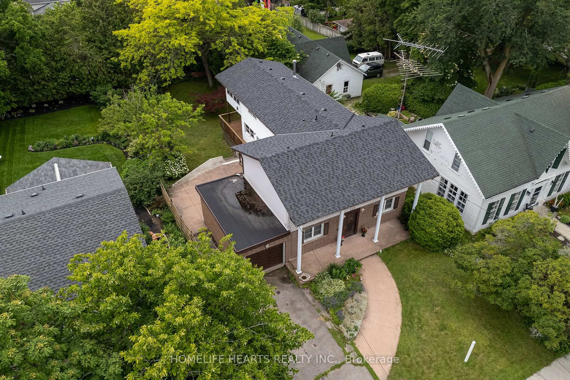Photo 3 of 227 Queen Street, Cobourg — HOMEH