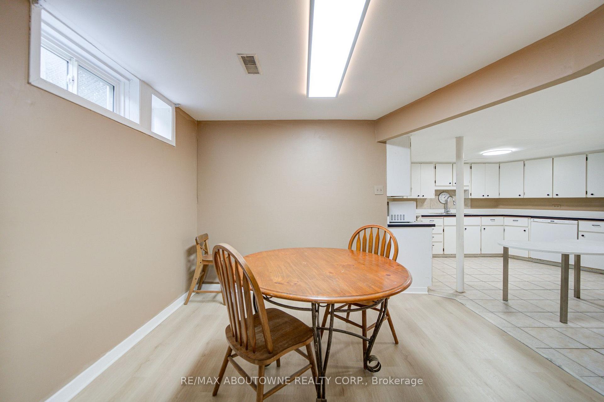 Photo 12 of Unit Lower, 1156 Old Colony Road, Oakville, Glen Abbey — HOMEH
