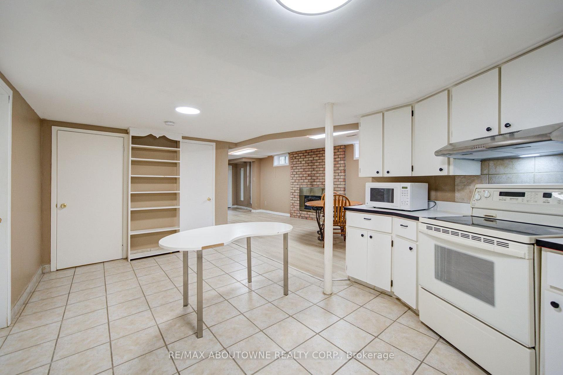 Photo 19 of Unit Lower, 1156 Old Colony Road, Oakville, Glen Abbey — HOMEH