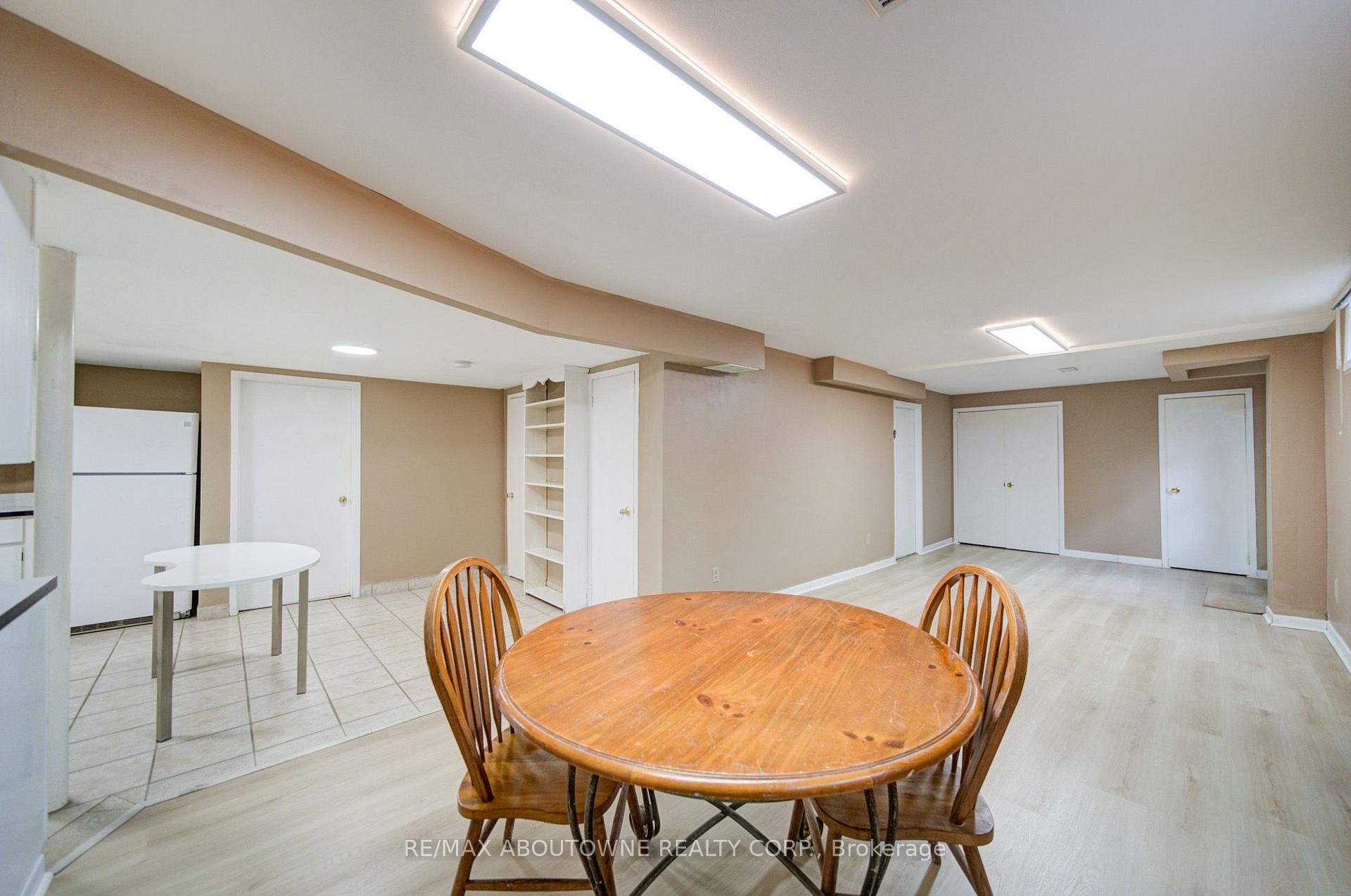 Photo 21 of Unit Lower, 1156 Old Colony Road, Oakville, Glen Abbey — HOMEH