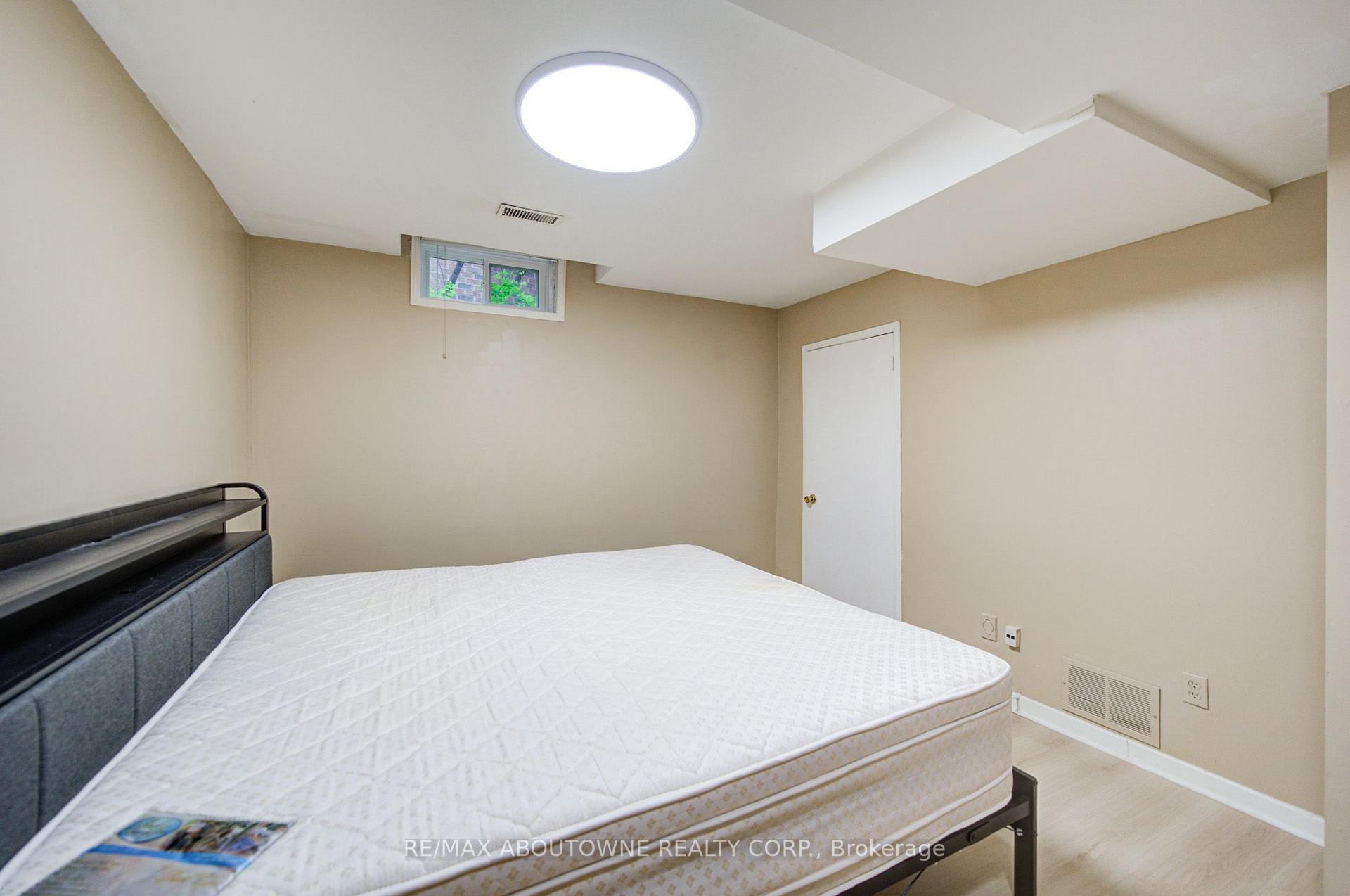 Photo 26 of Unit Lower, 1156 Old Colony Road, Oakville, Glen Abbey — HOMEH