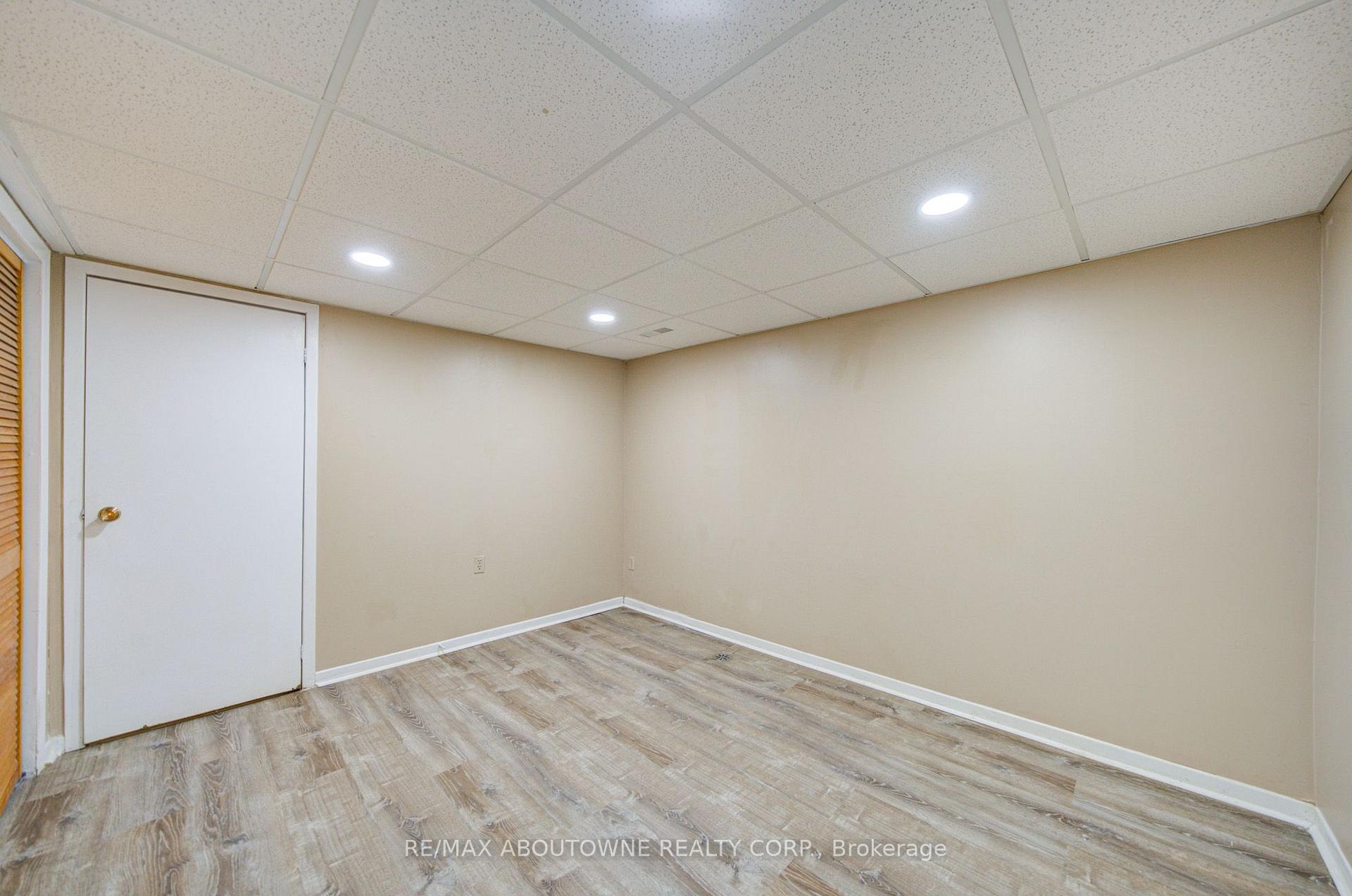 Photo 29 of Unit Lower, 1156 Old Colony Road, Oakville, Glen Abbey — HOMEH