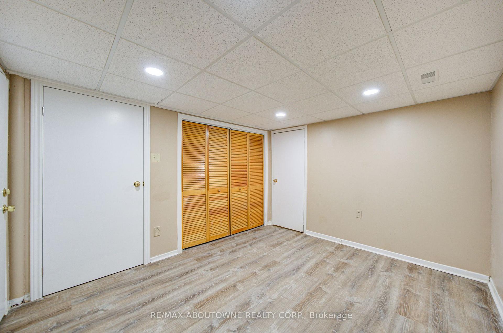Photo 31 of Unit Lower, 1156 Old Colony Road, Oakville, Glen Abbey — HOMEH