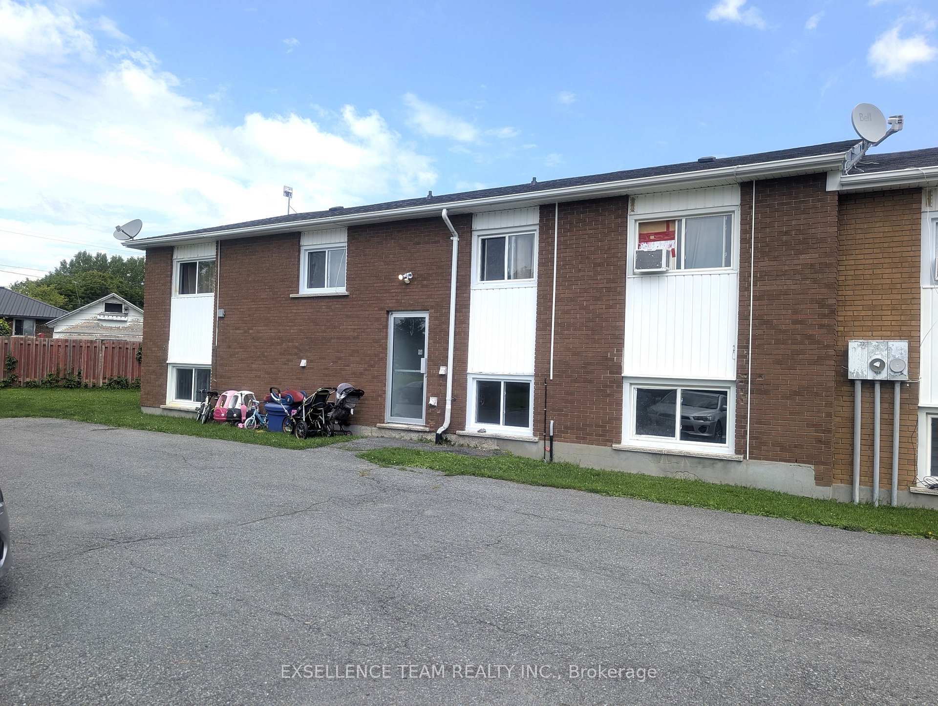 Photo 2 of 1448 St Michel Avenue, Cornwall, Cornwall — HOMEH