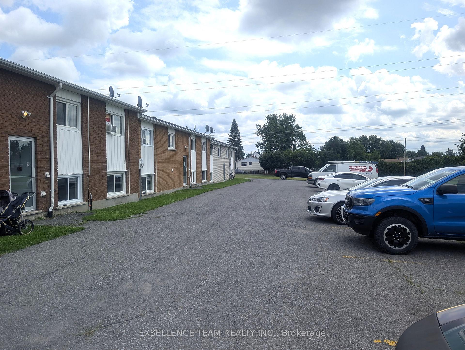 Photo 4 of 1448 St Michel Avenue, Cornwall, Cornwall — HOMEH
