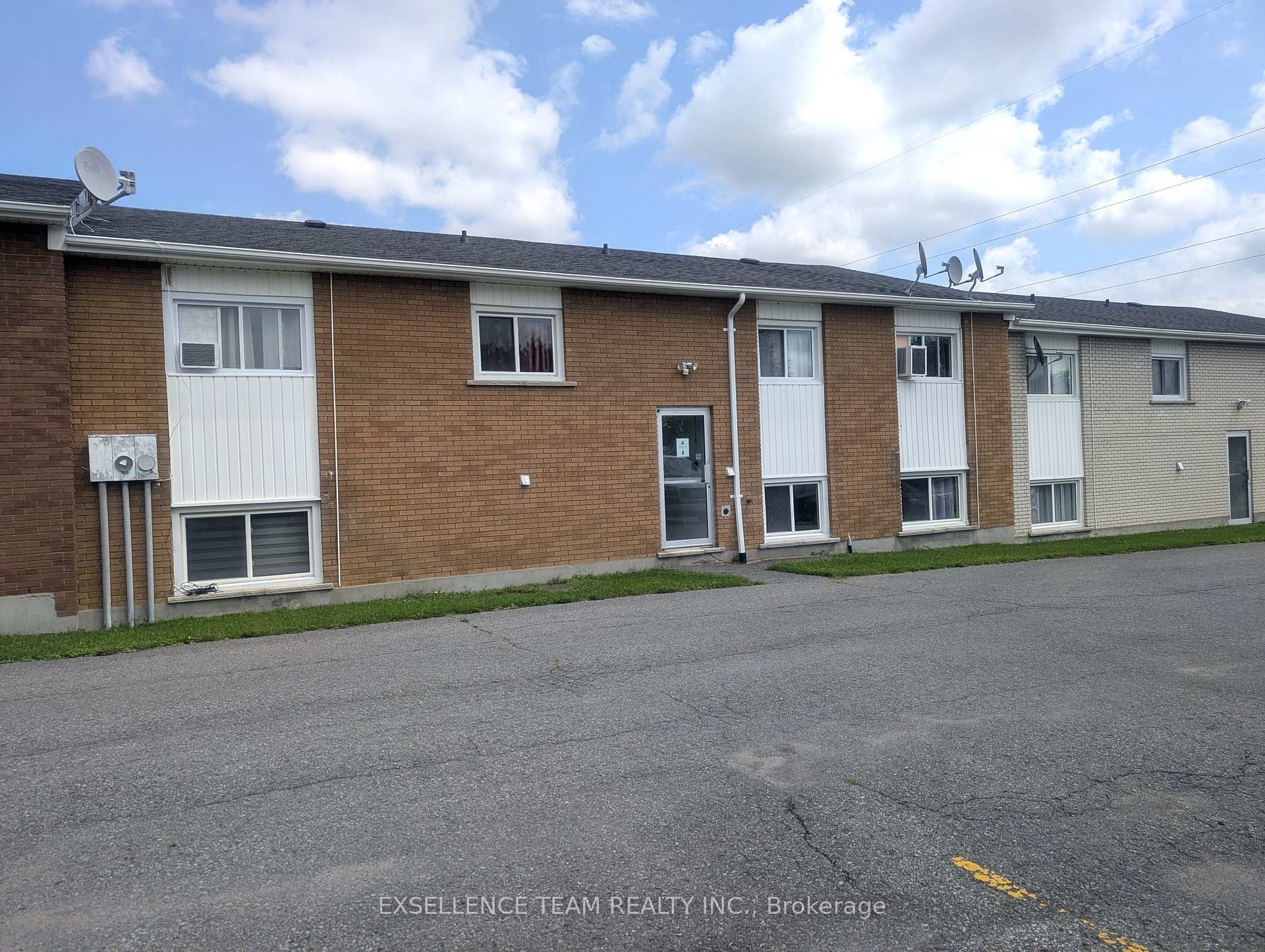 Photo 2 of 1450 St Michel Avenue, Cornwall, Cornwall — HOMEH