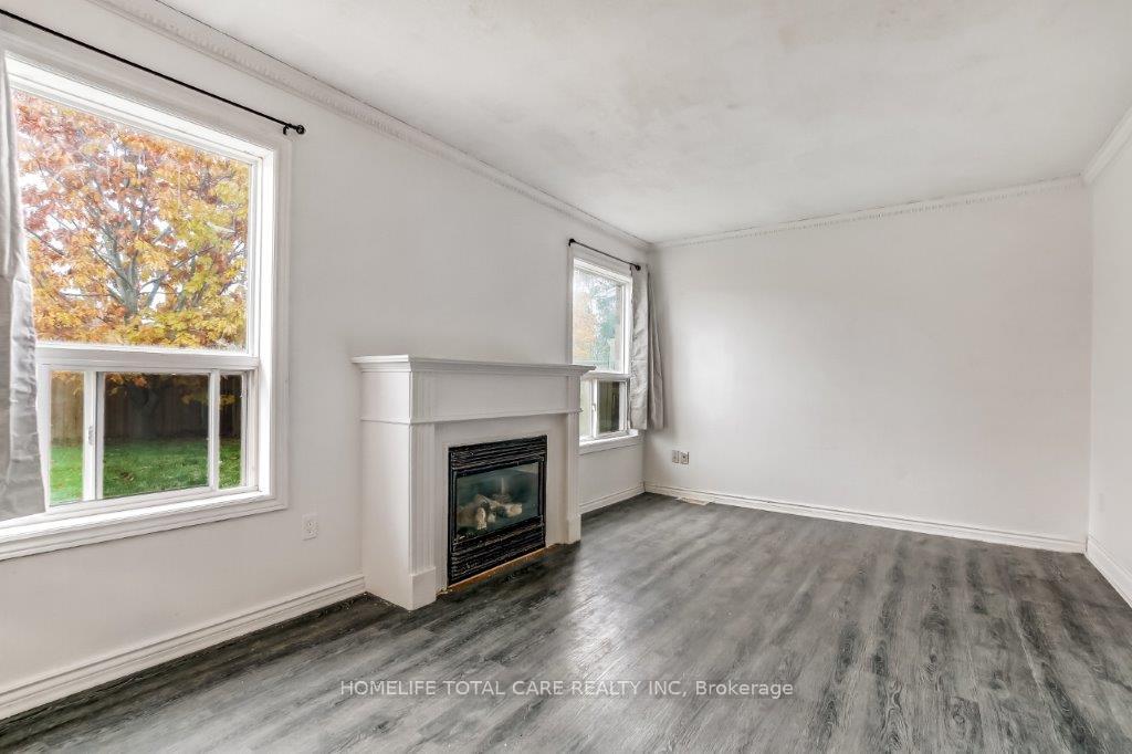 Photo 9 of 17 Stowe Terrace, Brantford, Empire — HOMEH