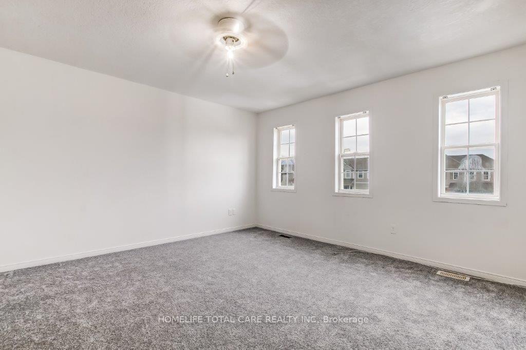 Photo 14 of 17 Stowe Terrace, Brantford, Empire — HOMEH