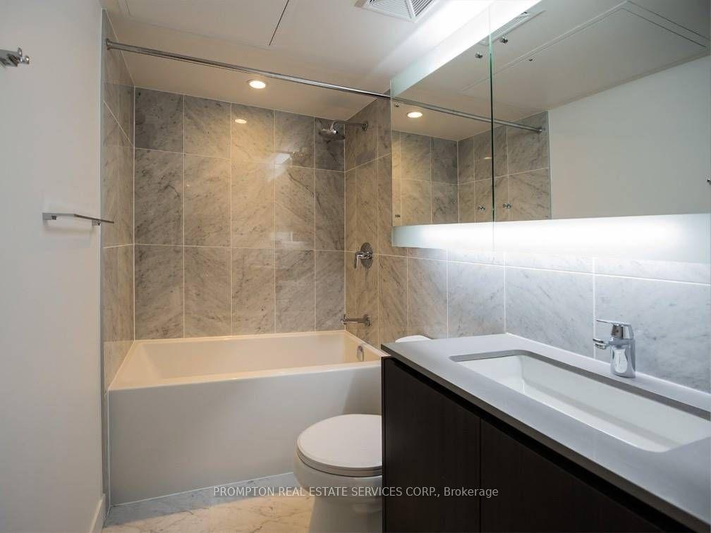 Photo 5 of Unit 1115, 80 Queens Wharf Road, Toronto, Waterfront Communities — HOMEH