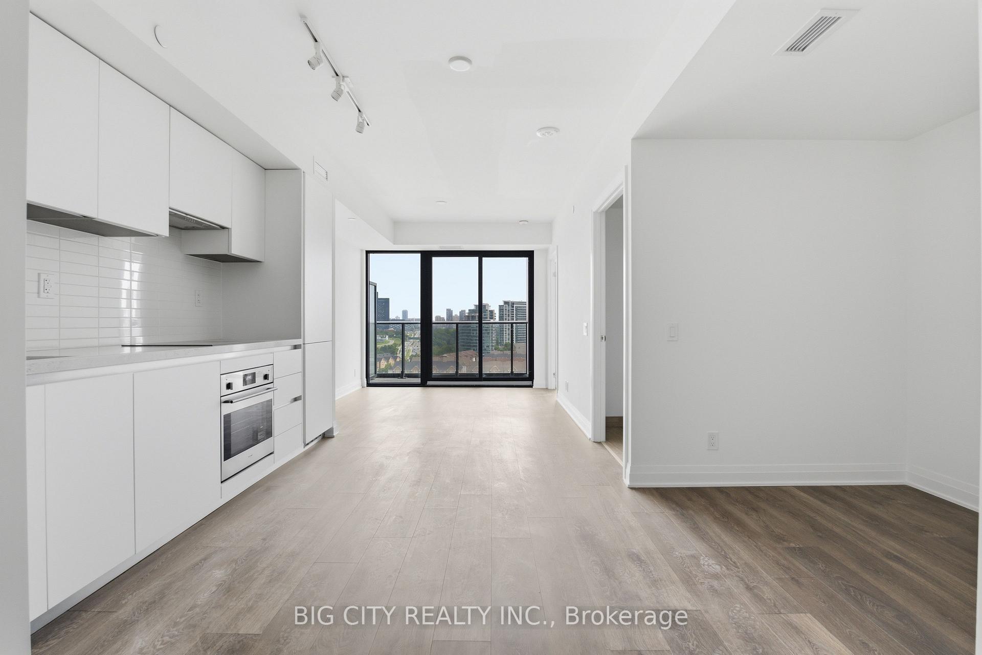 Photo 4 of Unit 1109, 25 Frederick Todd Way, Toronto, Thorncliffe Park — HOMEH