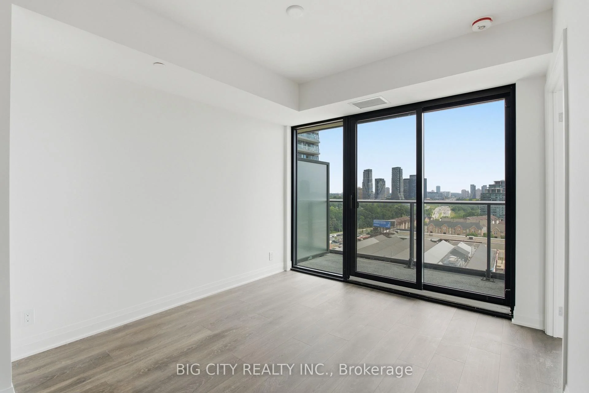 Photo 8 of Unit 1109, 25 Frederick Todd Way, Toronto, Thorncliffe Park — HOMEH