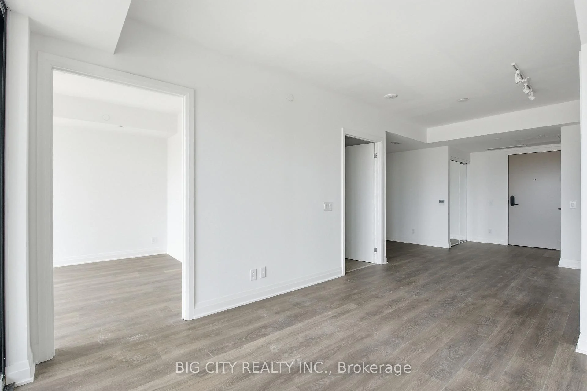 Photo 22 of Unit 1109, 25 Frederick Todd Way, Toronto, Thorncliffe Park — HOMEH