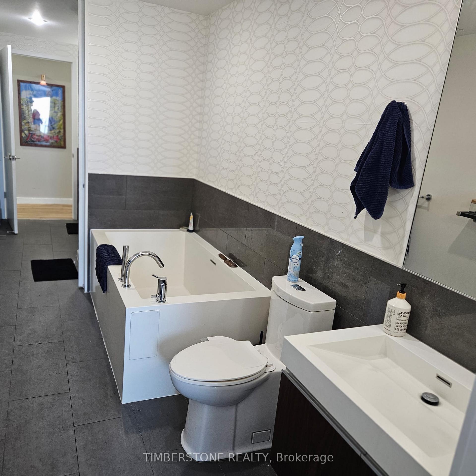 Photo 11 of Unit 907, 390 Cherry Street, Toronto, Waterfront Communities — HOMEH