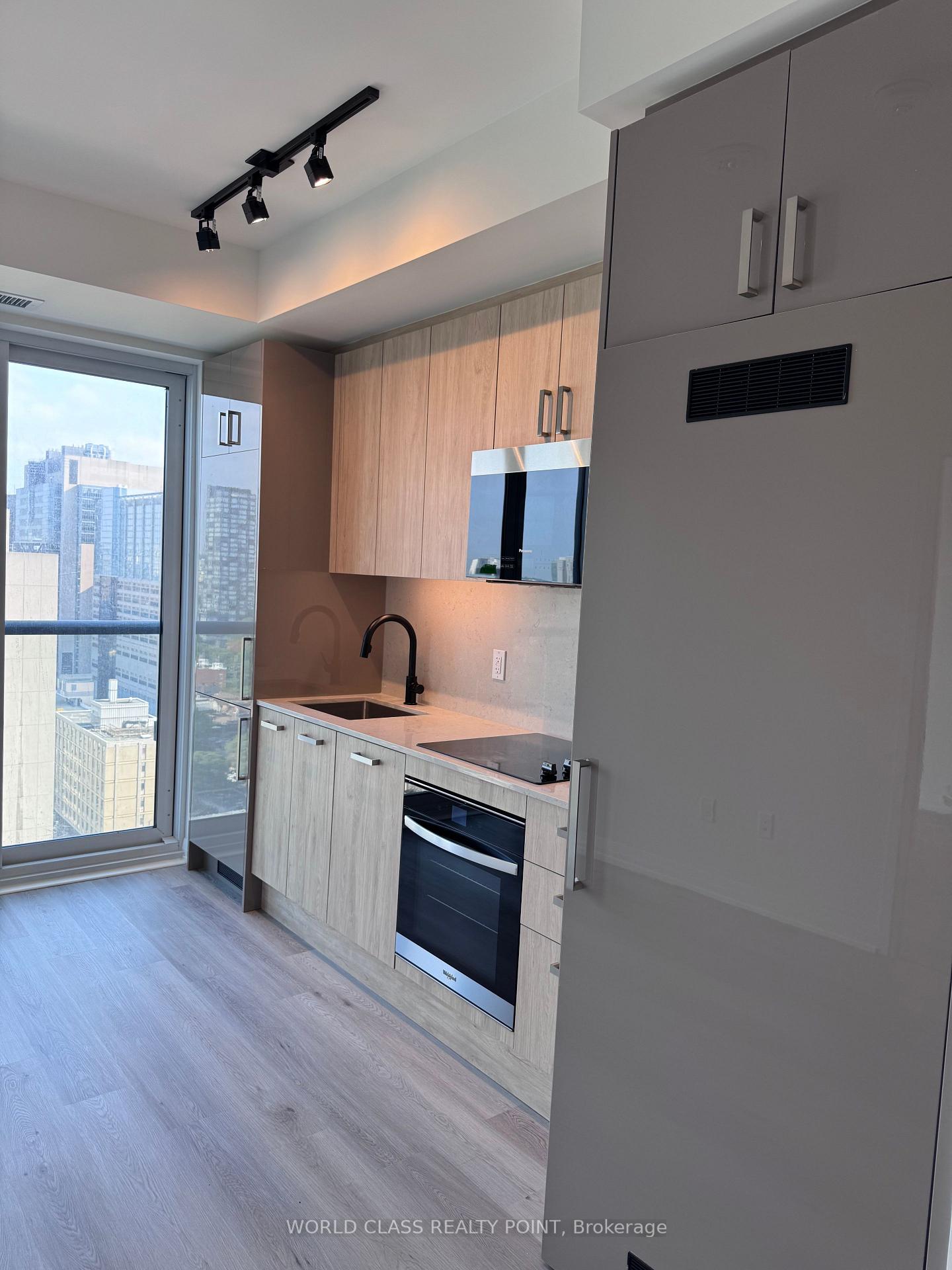 Photo 11 of Unit 2012, 280 Dundas Street W, Toronto, University — HOMEH