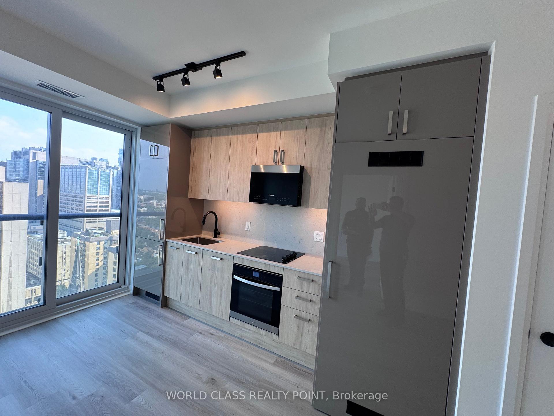 Photo 12 of Unit 2012, 280 Dundas Street W, Toronto, University — HOMEH