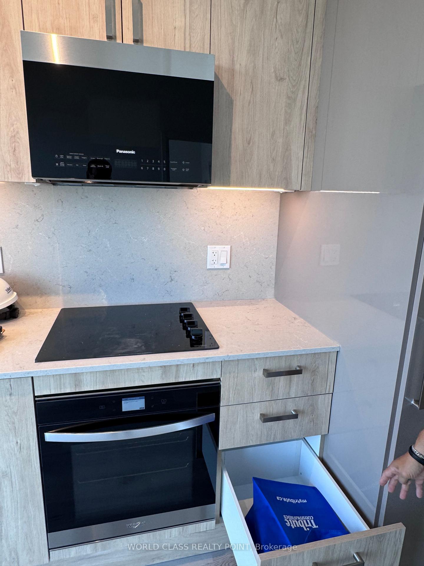 Photo 14 of Unit 2012, 280 Dundas Street W, Toronto, University — HOMEH