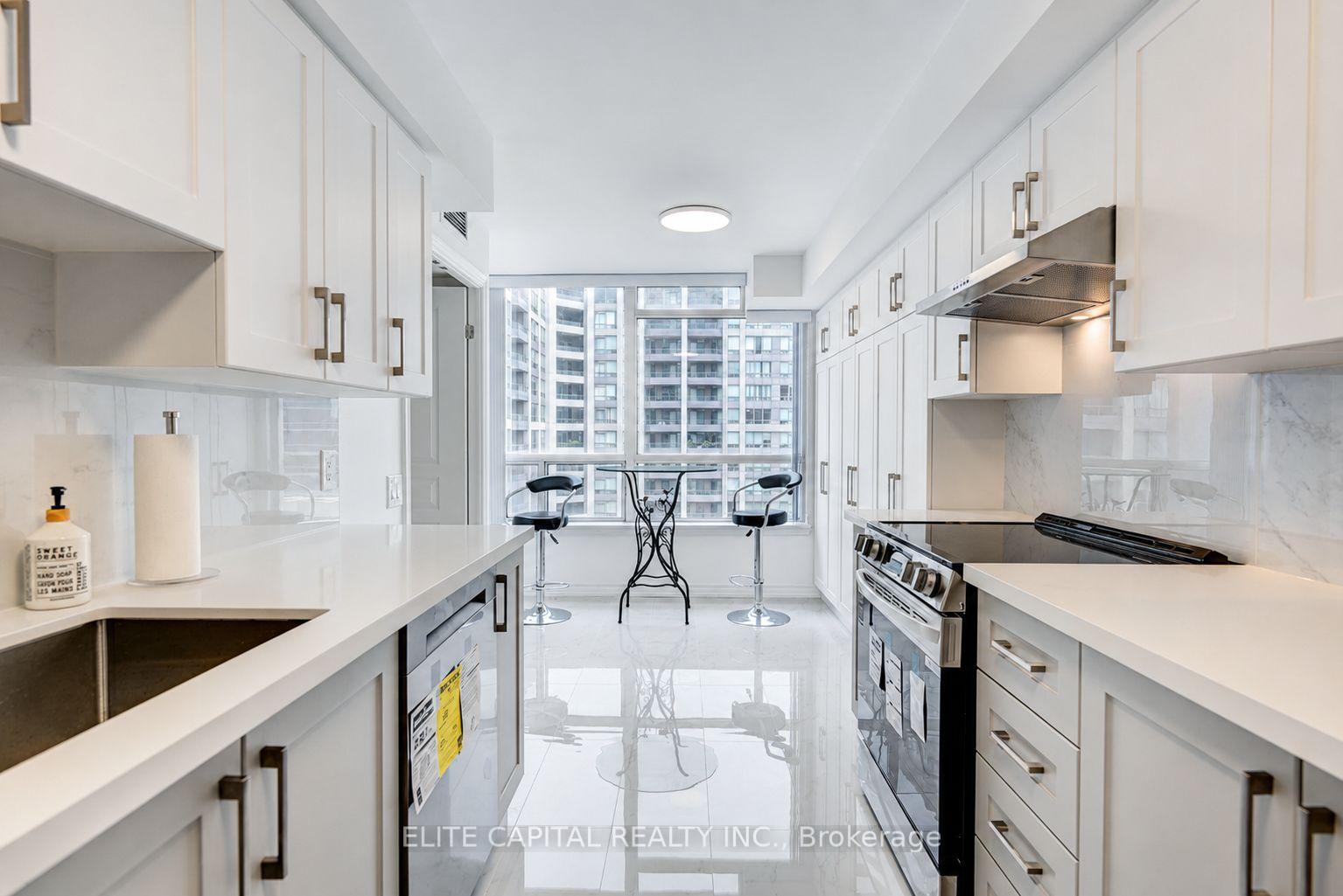 Front of Unit 616, 9015 Leslie Street