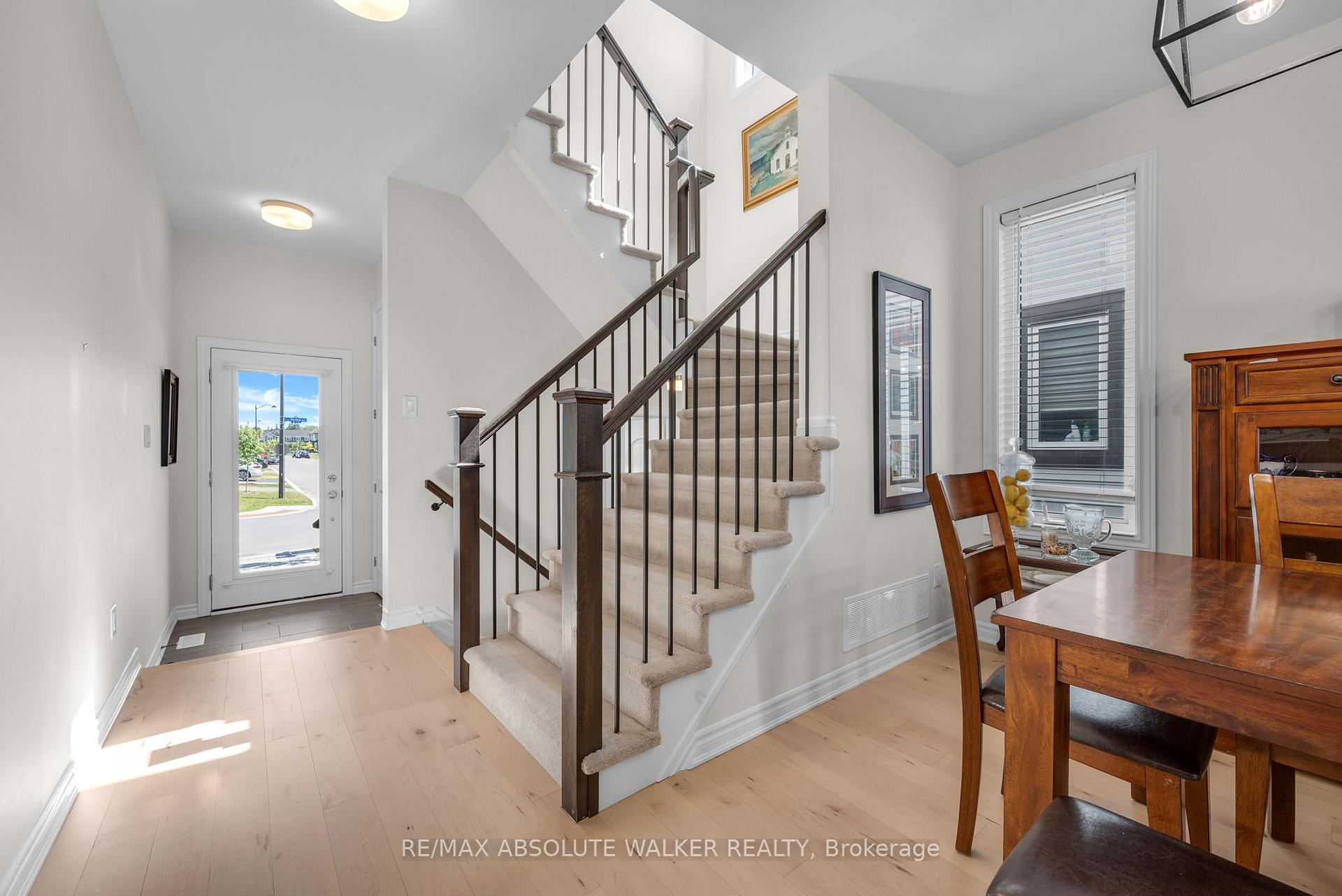 Photo 3 of 728 Perseus Avenue, Ottawa, Barrhaven - Half Moon Bay — HOMEH