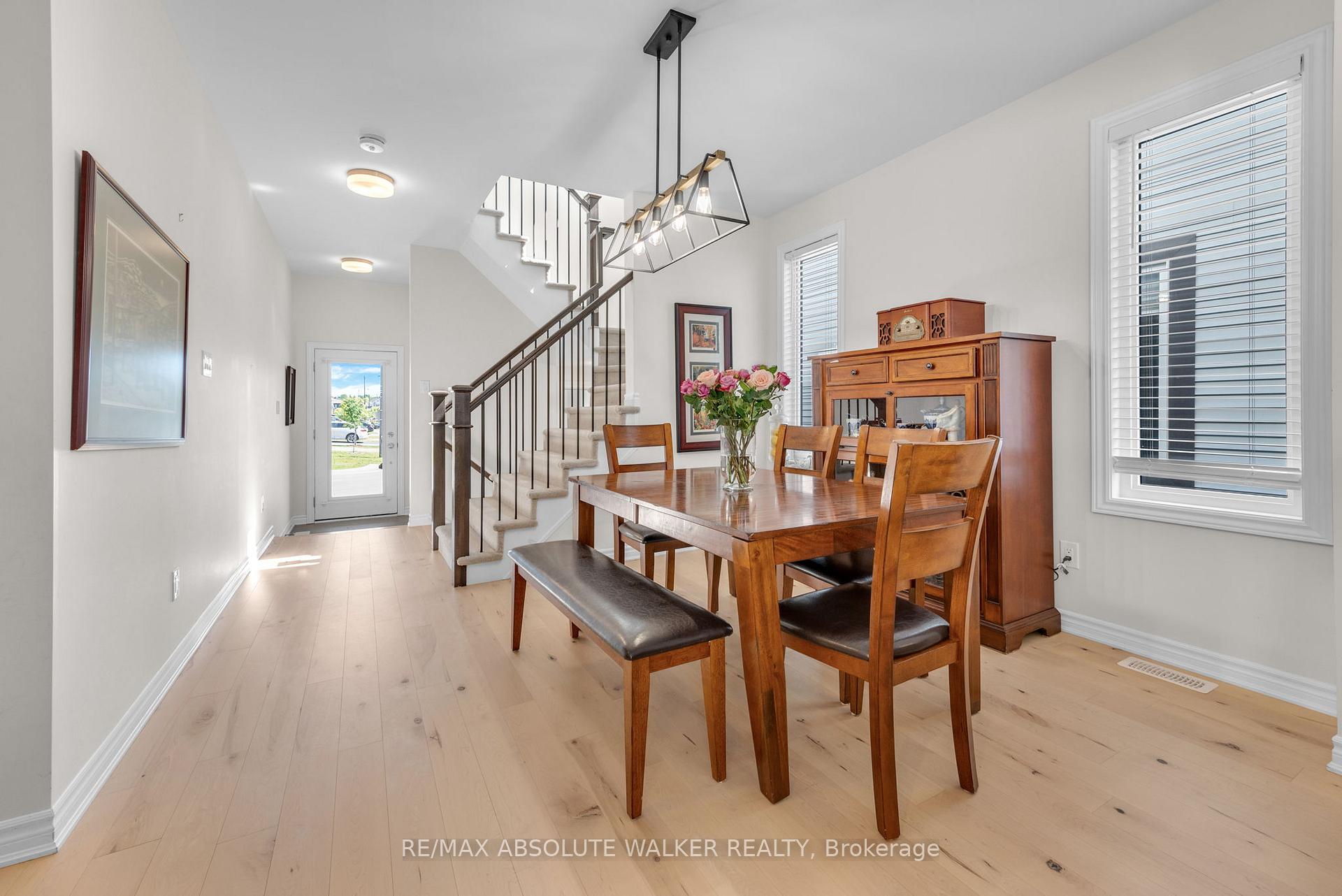 Photo 4 of 728 Perseus Avenue, Ottawa, Barrhaven - Half Moon Bay — HOMEH