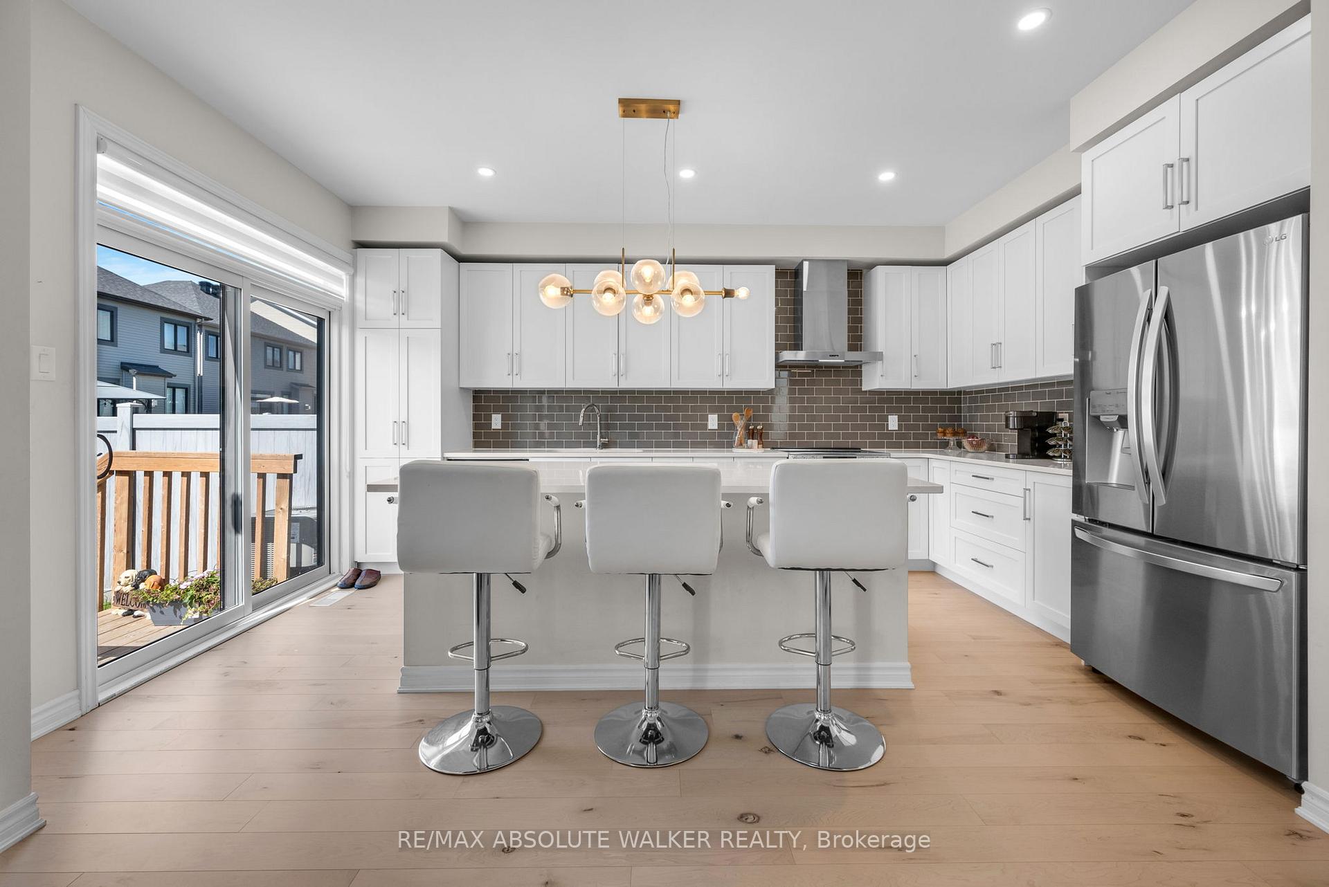 Photo 10 of 728 Perseus Avenue, Ottawa, Barrhaven - Half Moon Bay — HOMEH
