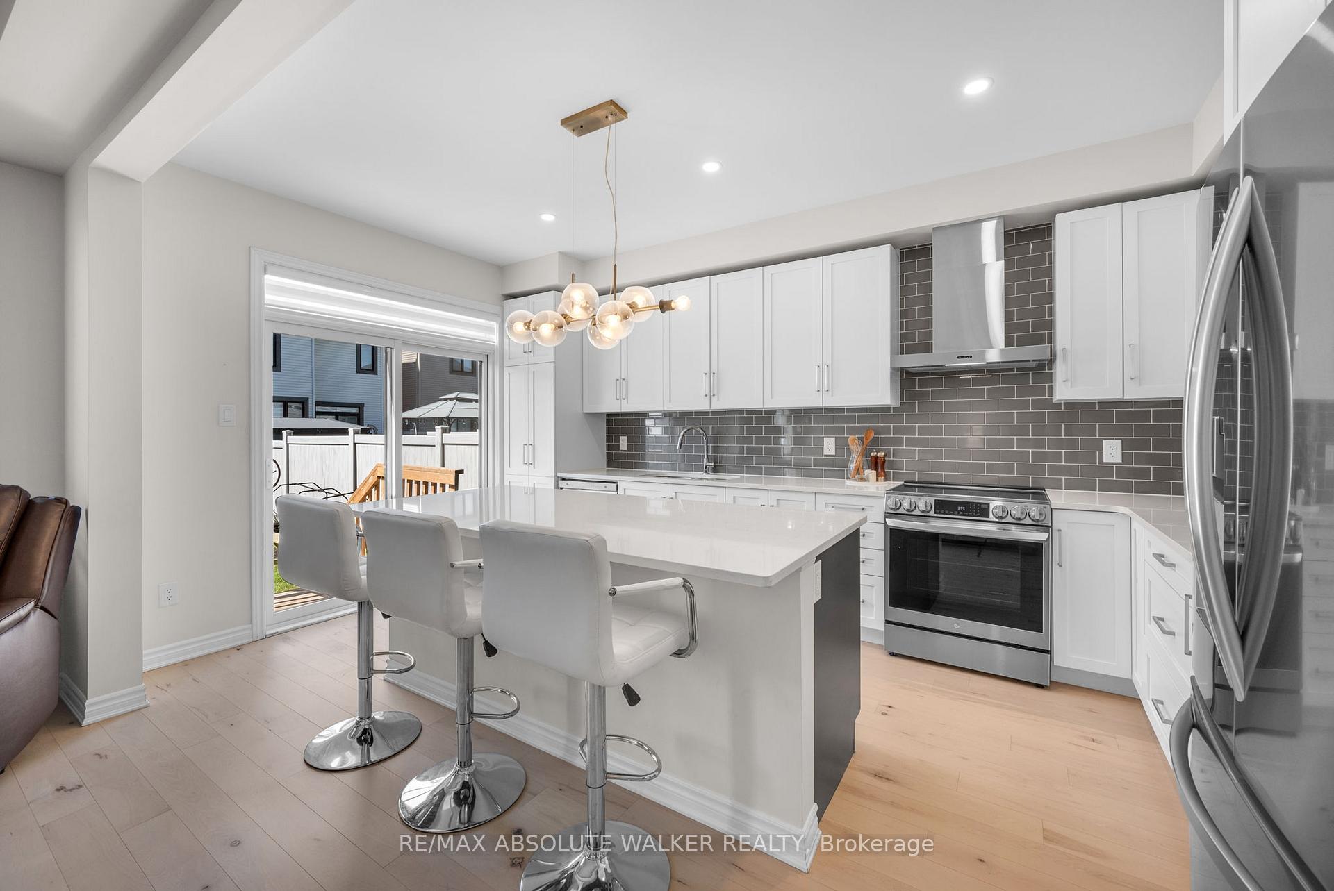 Photo 11 of 728 Perseus Avenue, Ottawa, Barrhaven - Half Moon Bay — HOMEH