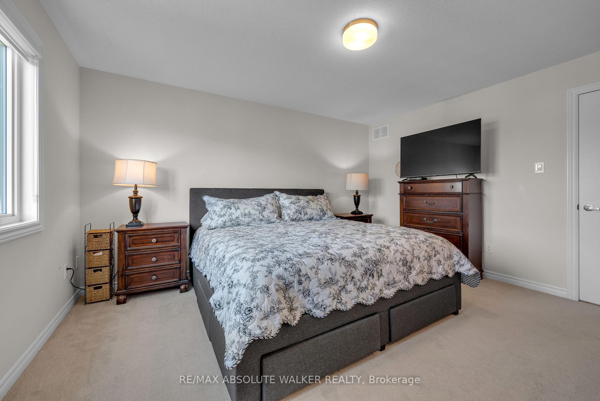 Photo 17 of 728 Perseus Avenue, Ottawa, Barrhaven - Half Moon Bay — HOMEH