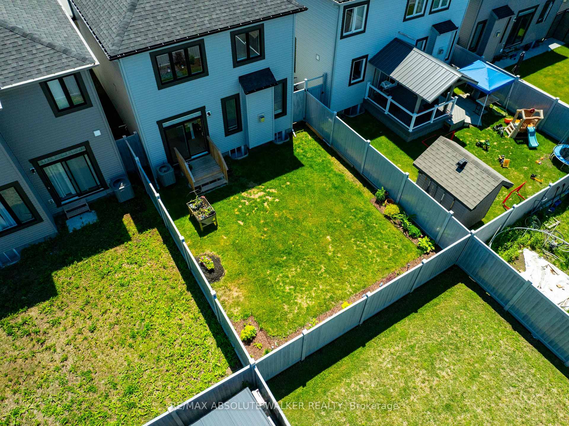 Photo 34 of 728 Perseus Avenue, Ottawa, Barrhaven - Half Moon Bay — HOMEH