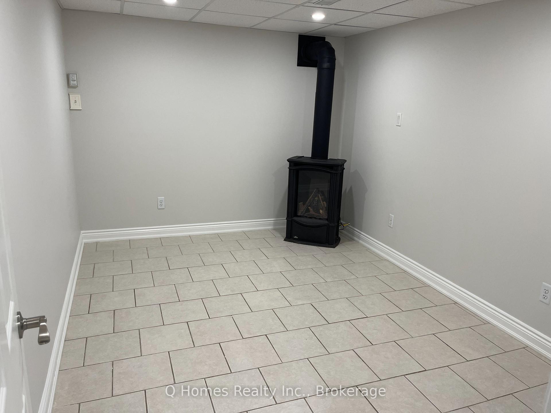 Photo 23 of 1995 Romina Court, Innisfil, Alcona — HOMEH