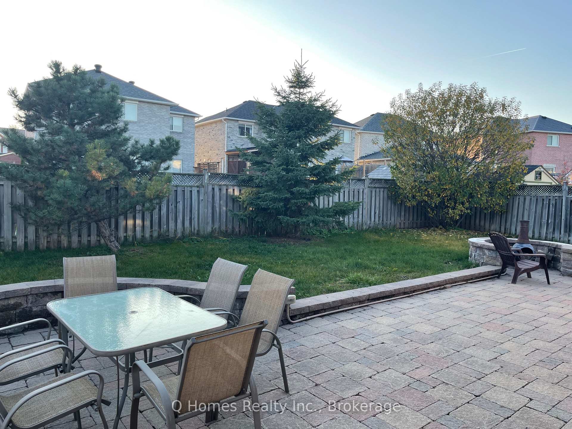 Photo 32 of 1995 Romina Court, Innisfil, Alcona — HOMEH