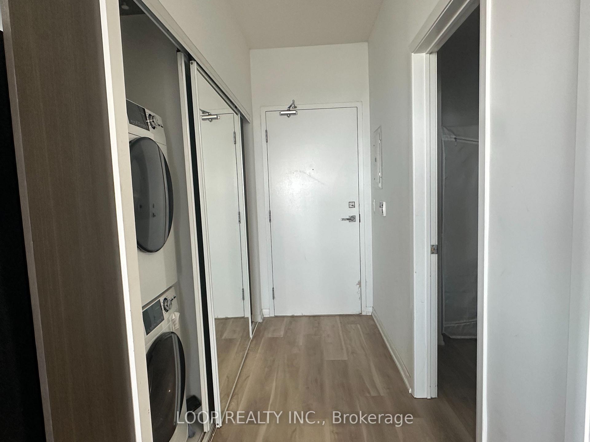 Photo 2 of Unit 4603, 832 Bay Street, Toronto, Bay Street Corridor — HOMEH