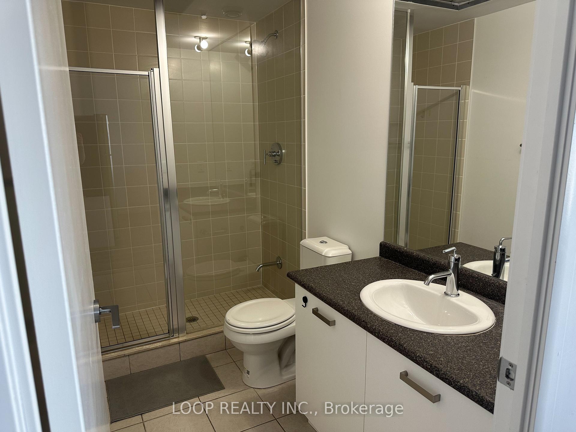 Photo 4 of Unit 4603, 832 Bay Street, Toronto, Bay Street Corridor — HOMEH