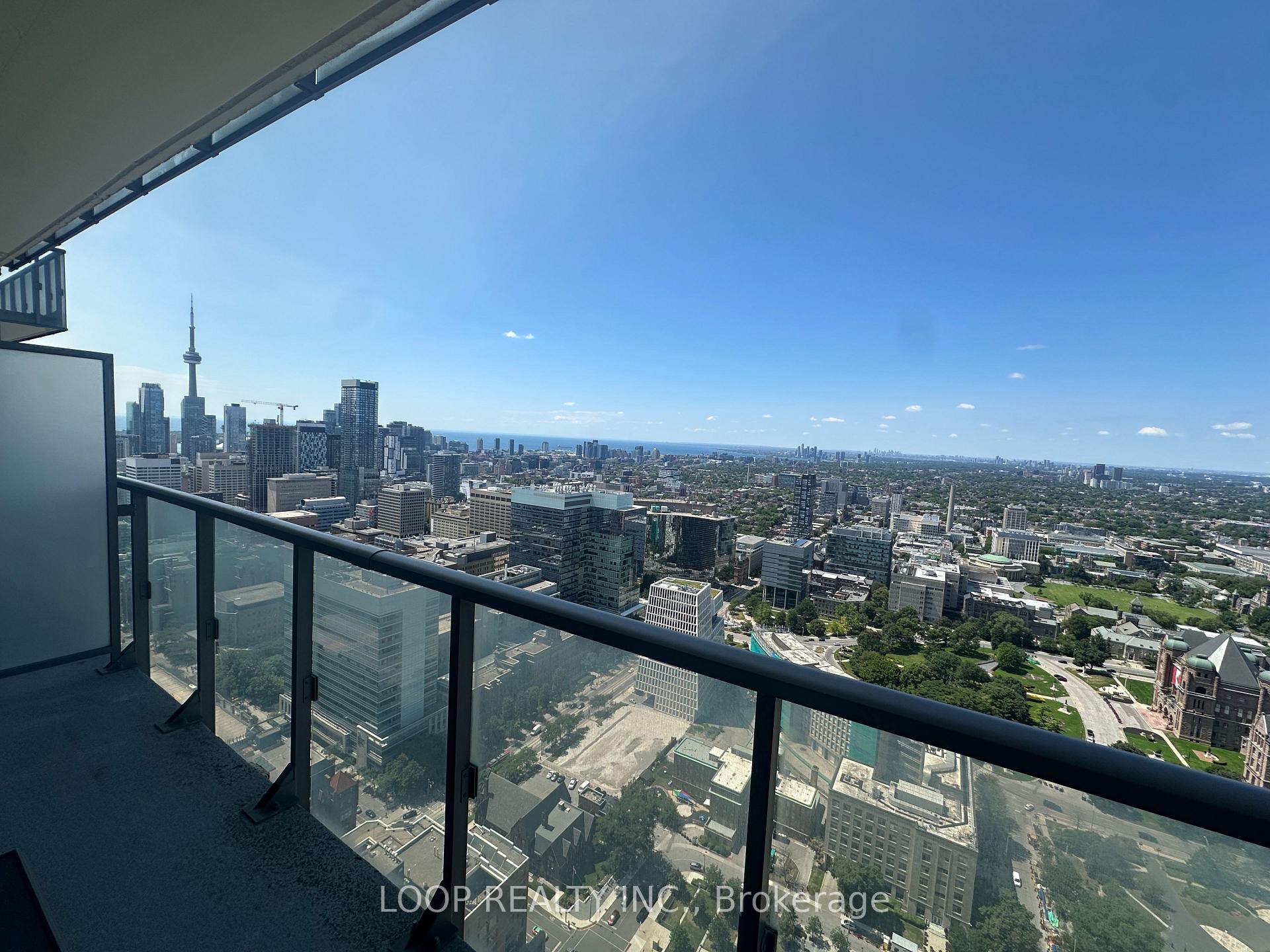 Photo 9 of Unit 4603, 832 Bay Street, Toronto, Bay Street Corridor — HOMEH
