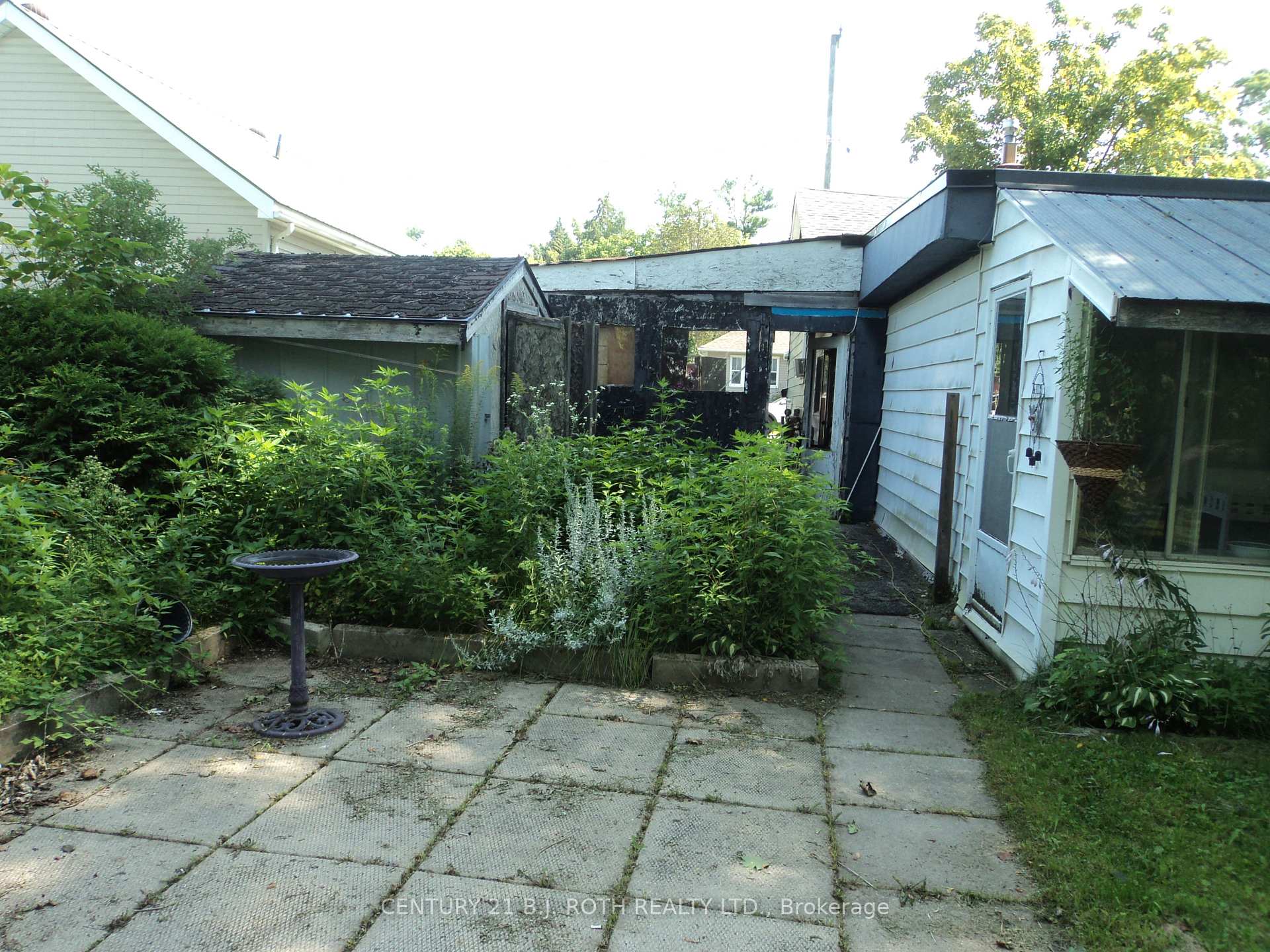 Photo 10 of 137 Dufferin Street, Orillia — HOMEH