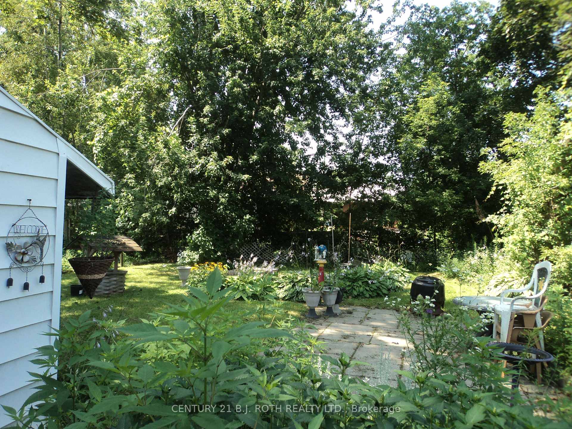 Photo 12 of 137 Dufferin Street, Orillia — HOMEH