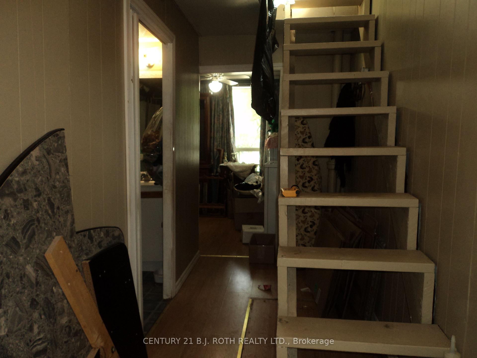 Photo 14 of 137 Dufferin Street, Orillia — HOMEH