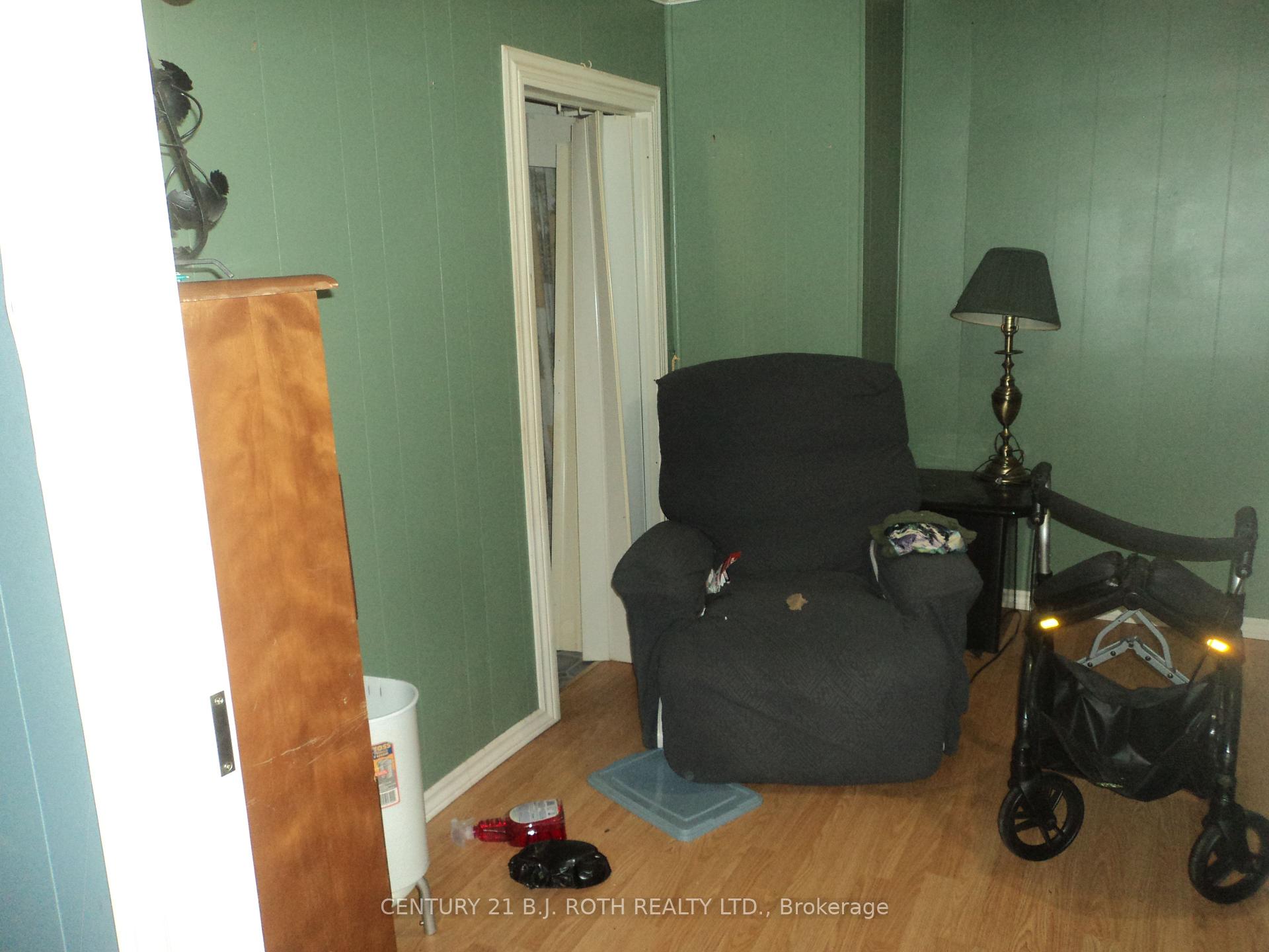 Photo 21 of 137 Dufferin Street, Orillia — HOMEH