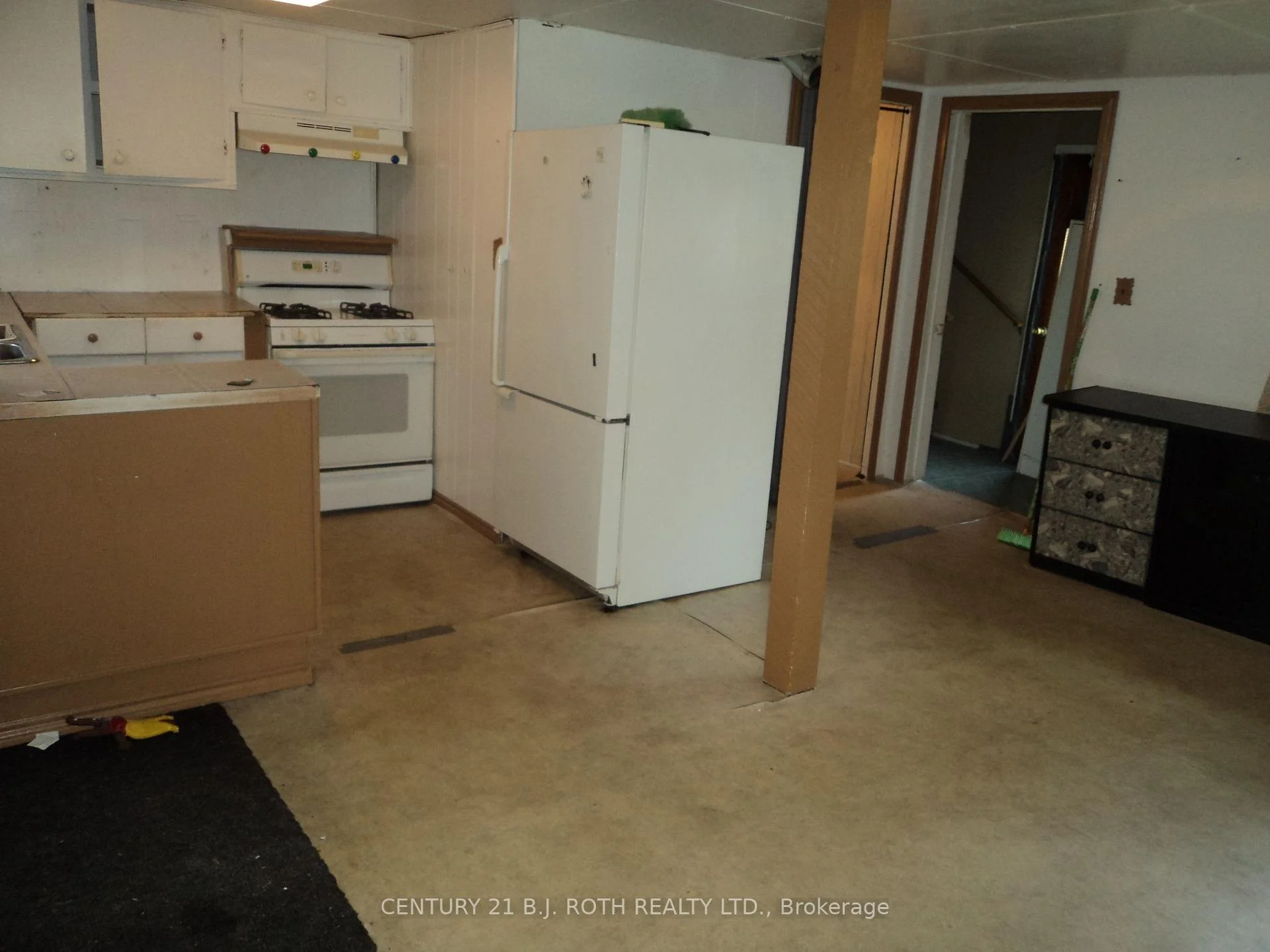 Photo 52 of 137 Dufferin Street, Orillia — HOMEH